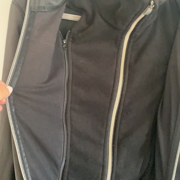 Lululemon size 10 - Picture 4 of 6